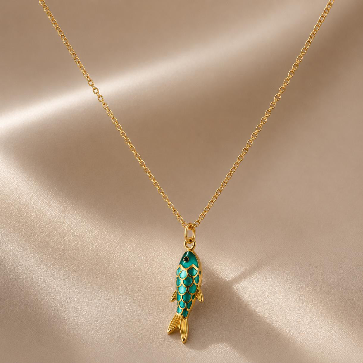 Collar Mera