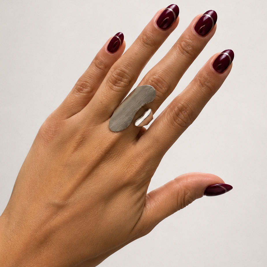 Anillo Iron