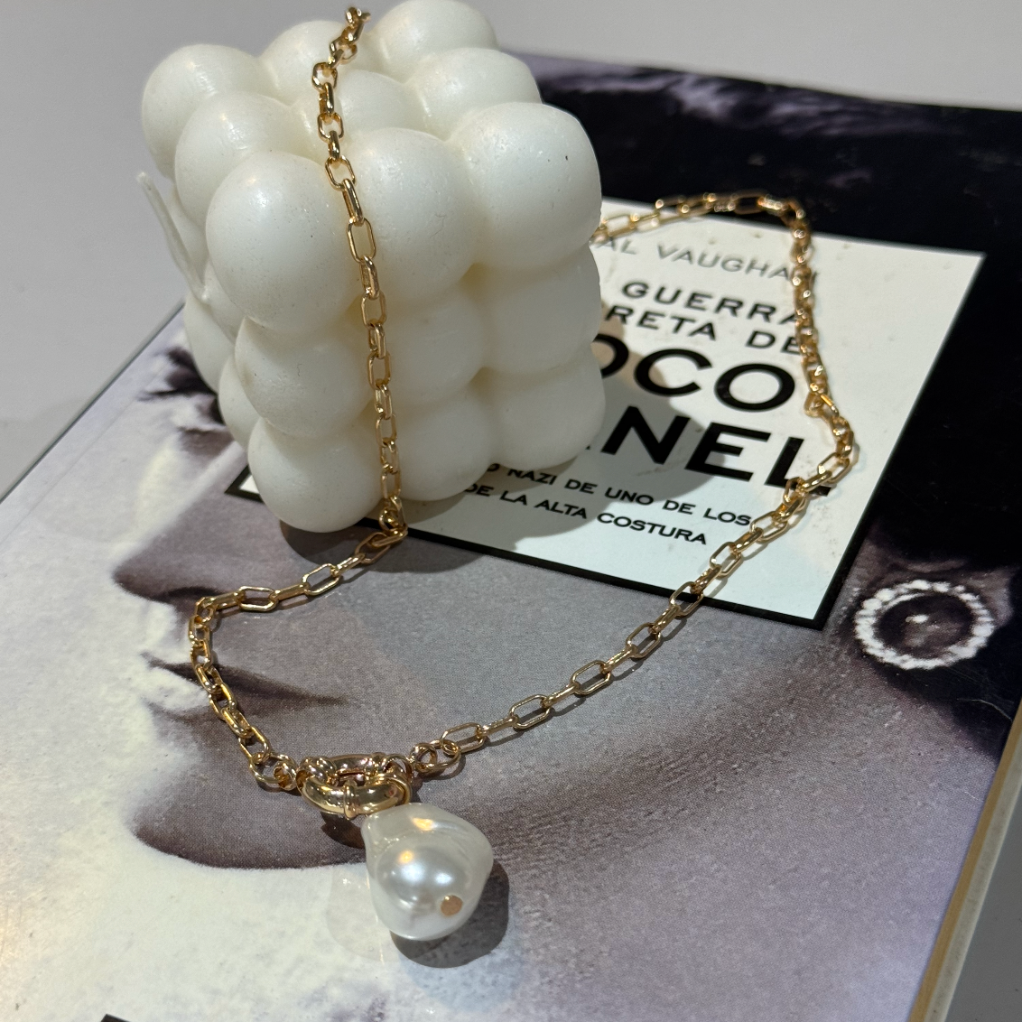 Collar Pera