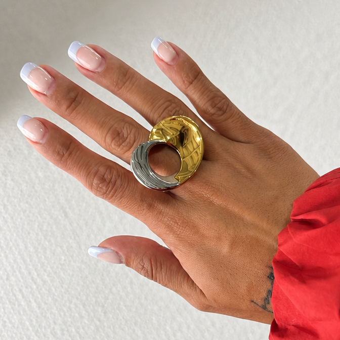 Anillo Luciana